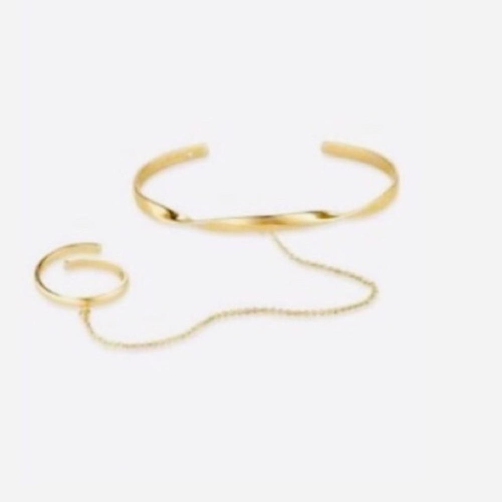Stella & Dot | Dainty Gold Bridge Bracelet - Picture 7 of 10